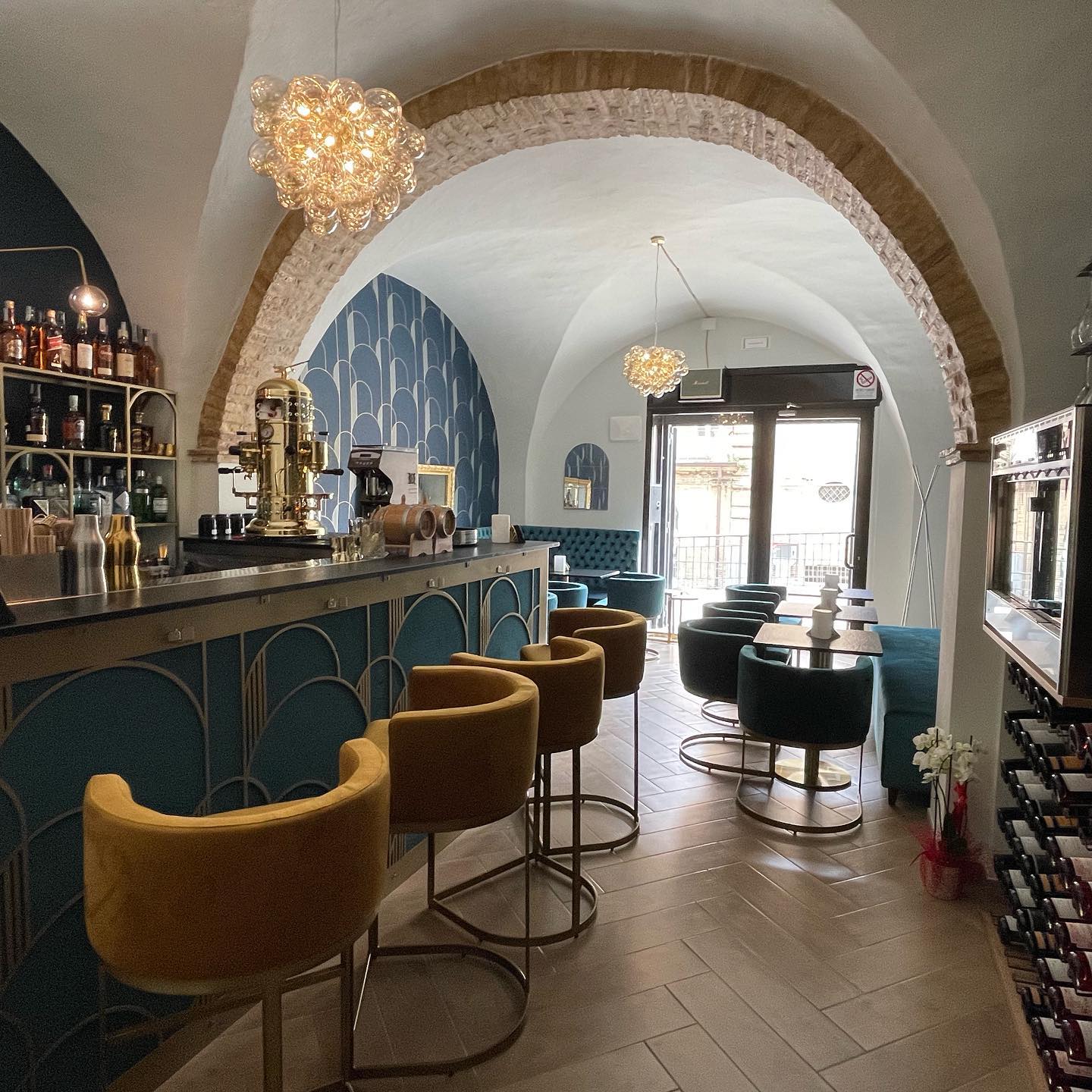 Interno LUX Retro Bar